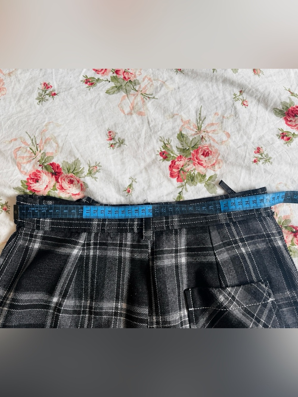 Topshop High-Waisted Plaid Wide-Leg Pants – US 8 - Picture 3 of 4
